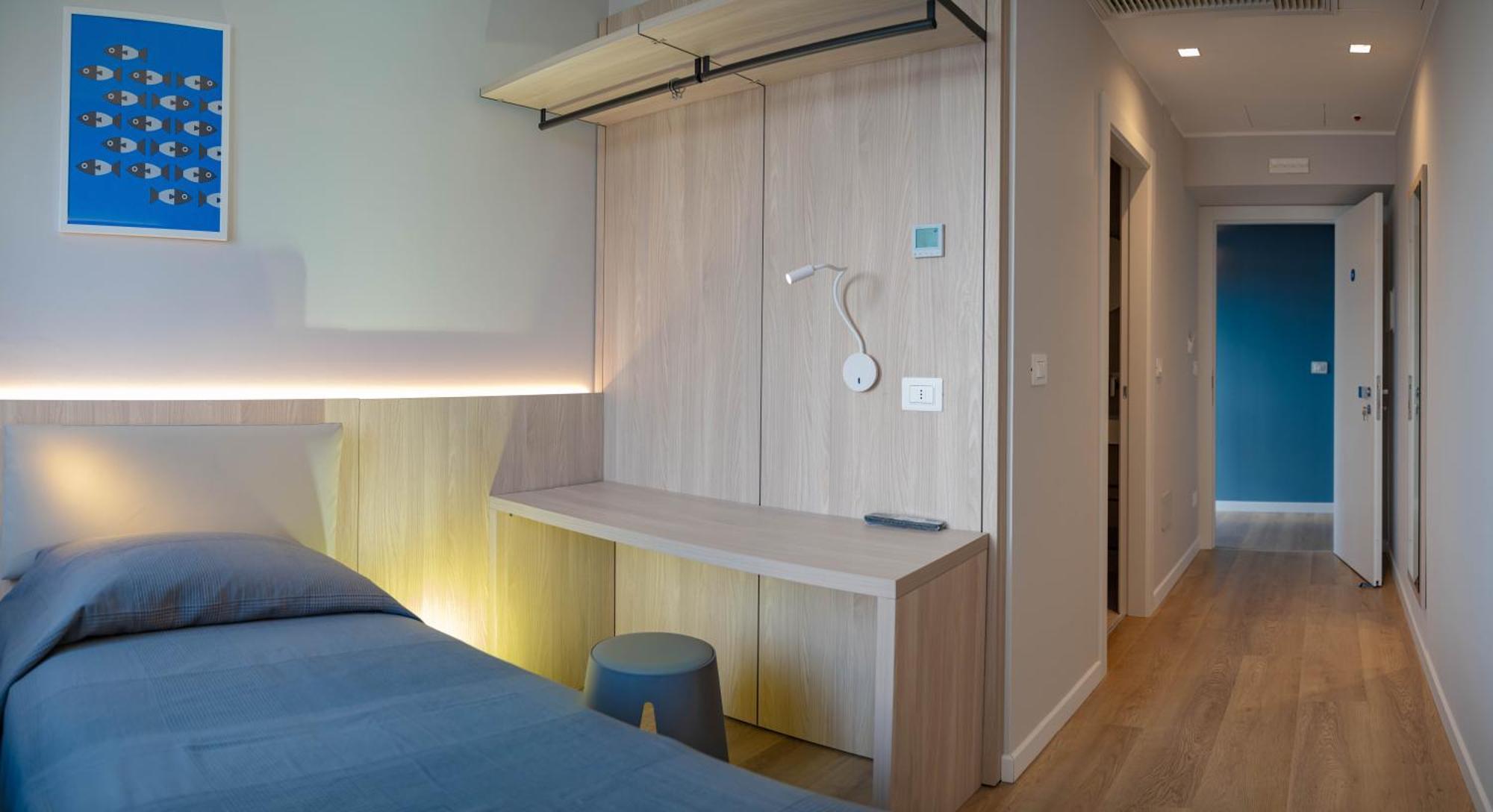Hotel Tritone
