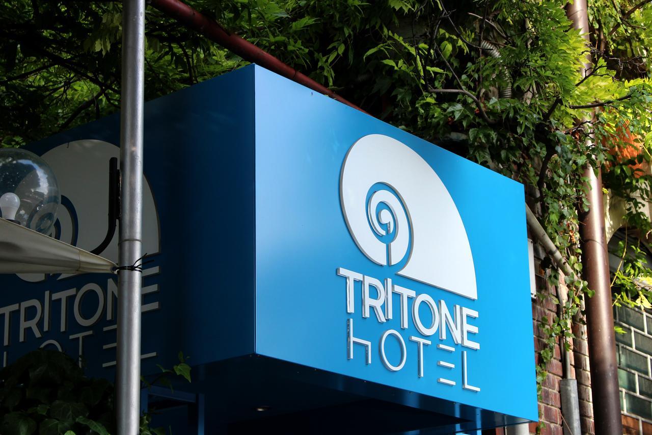 Tritone Hotel 2*